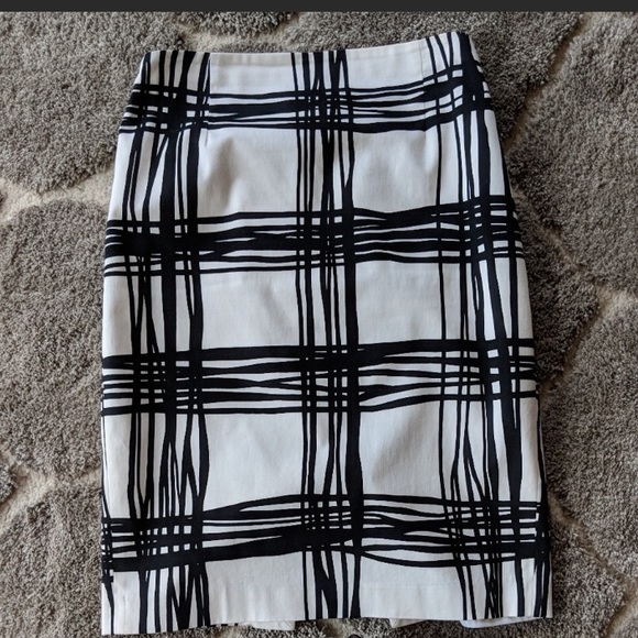 Express black white stripe grid plaid midi skirt - Picture 2 of 3